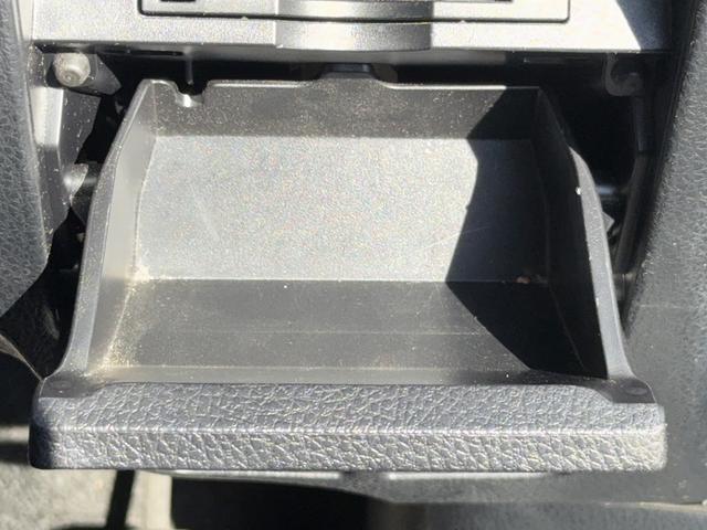 エスクァイア ハイブリッドXi 禁煙車 メーカー12インチ後席モニター メーカー10インチナビ フルセグ バックカメラ モデリスタフロントエアロ 衝突軽減ブレーキ ビルトインETC クルーズコントロール レーンキープ シートヒーター(61枚目)