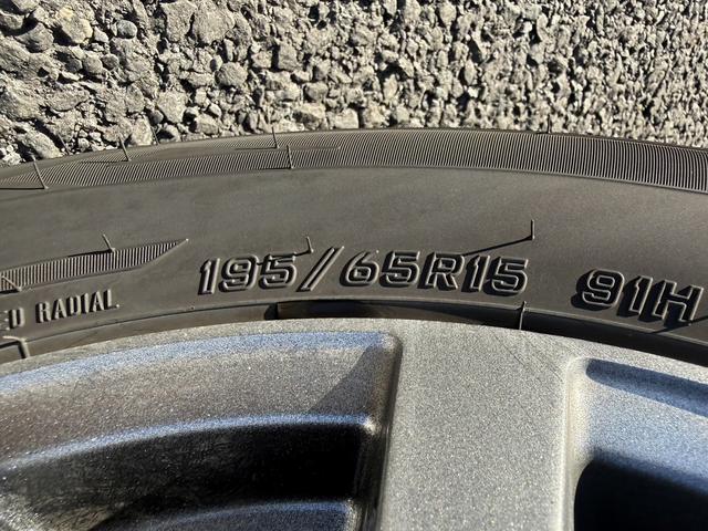 エスクァイア ハイブリッドXi 禁煙車 メーカー12インチ後席モニター メーカー10インチナビ フルセグ バックカメラ モデリスタフロントエアロ 衝突軽減ブレーキ ビルトインETC クルーズコントロール レーンキープ シートヒーター(73枚目)