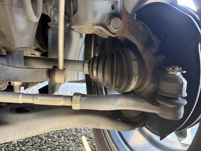 エスクァイア ハイブリッドXi 禁煙車 メーカー12インチ後席モニター メーカー10インチナビ フルセグ バックカメラ モデリスタフロントエアロ 衝突軽減ブレーキ ビルトインETC クルーズコントロール レーンキープ シートヒーター(75枚目)