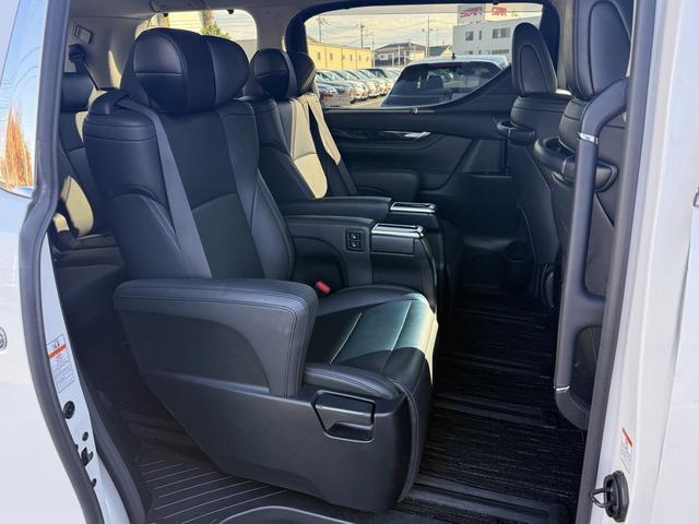 アルファード 2.5S Cパッケージ 後期型 禁煙車 メーカー12型後席モニター メーカー10.5型ナビ 両側電動スライドドア フルセグ バックカメラ 電動リアゲート アダクティブクルーズコントロール ビルトインETC2.0(42枚目)