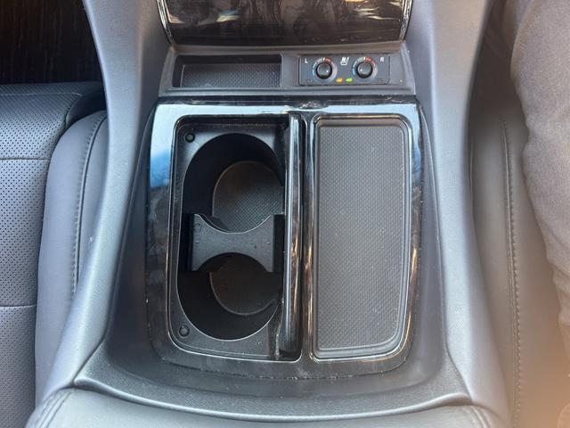 アルファード 2.5S Cパッケージ 後期型 禁煙車 メーカー12型後席モニター メーカー10.5型ナビ 両側電動スライドドア フルセグ バックカメラ 電動リアゲート アダクティブクルーズコントロール ビルトインETC2.0(65枚目)