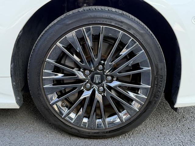 クラウンハイブリッド G-エグゼクティブ 禁煙車 純正8型ナビ アラウンドビューモニター フルセグ シートヒーター ベンチレーション アダクティブクルーズコントロール 衝突被害軽減ブレーキ クリアランスソナー ETC2.0 BSM(14枚目)