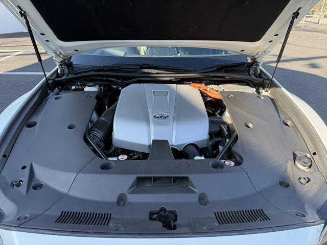 クラウンハイブリッド G-エグゼクティブ 禁煙車 純正8型ナビ アラウンドビューモニター フルセグ シートヒーター ベンチレーション アダクティブクルーズコントロール 衝突被害軽減ブレーキ クリアランスソナー ETC2.0 BSM(20枚目)