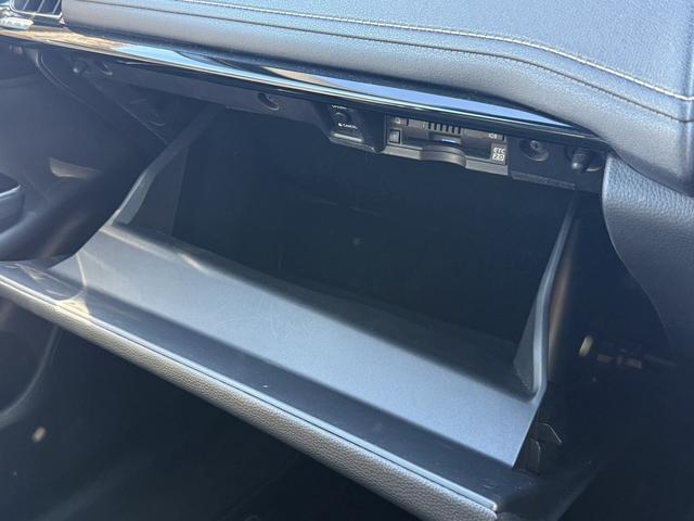 クラウンハイブリッド G-エグゼクティブ 禁煙車 純正8型ナビ アラウンドビューモニター フルセグ シートヒーター ベンチレーション アダクティブクルーズコントロール 衝突被害軽減ブレーキ クリアランスソナー ETC2.0 BSM(67枚目)