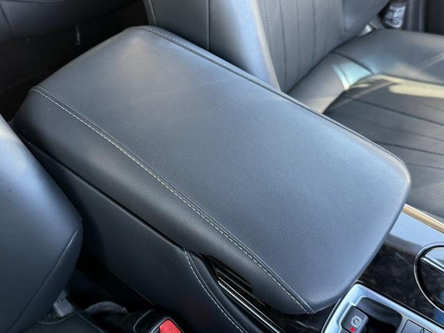 クラウンハイブリッド G-エグゼクティブ 禁煙車 純正8型ナビ アラウンドビューモニター フルセグ シートヒーター ベンチレーション アダクティブクルーズコントロール 衝突被害軽減ブレーキ クリアランスソナー ETC2.0 BSM(68枚目)