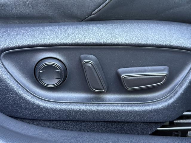 クラウンハイブリッド G-エグゼクティブ 禁煙車 純正8型ナビ アラウンドビューモニター フルセグ シートヒーター ベンチレーション アダクティブクルーズコントロール 衝突被害軽減ブレーキ クリアランスソナー ETC2.0 BSM(72枚目)