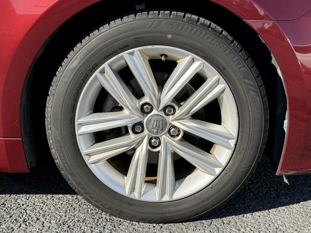 クラウンハイブリッド アスリートS 禁煙車 純正8インチナビ フルセグ バックカメラ シートヒーター ステアリングヒーター クリアランスソナー クルーズコントロール パワーシート 純正17インチアルミホイール DVD視聴可 スマートキー(14枚目)