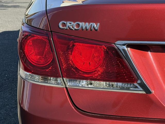 クラウンハイブリッド アスリートS 禁煙車 純正8インチナビ フルセグ バックカメラ シートヒーター ステアリングヒーター クリアランスソナー クルーズコントロール パワーシート 純正17インチアルミホイール DVD視聴可 スマートキー(28枚目)