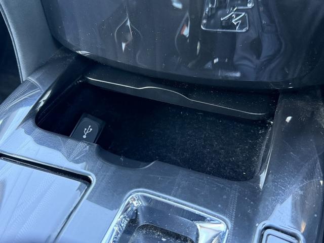 クラウンハイブリッド アスリートS 禁煙車 純正8インチナビ フルセグ バックカメラ シートヒーター ステアリングヒーター クリアランスソナー クルーズコントロール パワーシート 純正17インチアルミホイール DVD視聴可 スマートキー(52枚目)