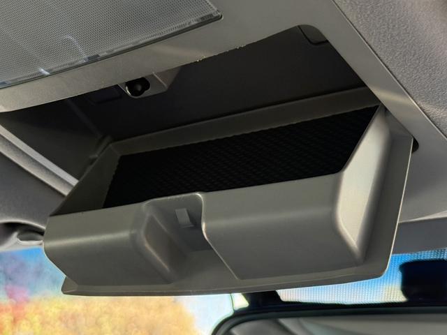 クラウンハイブリッド アスリートS 禁煙車 純正8インチナビ フルセグ バックカメラ シートヒーター ステアリングヒーター クリアランスソナー クルーズコントロール パワーシート 純正17インチアルミホイール DVD視聴可 スマートキー(62枚目)