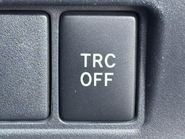 エスクァイア ハイブリッドGi 禁煙車 メーカー11インチ後席モニター 純正8型ナビ 両側電動スライドドア フルセグ バックカメラ 黒革シート シートヒーター ビルトインETC 置くだけ充電 純正15インチアルミホイール LED(61枚目)