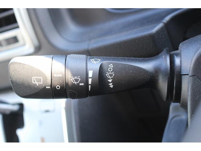 ハイエースバン ロングスーパーGL フルセグ バックカメラ レーンキープ ETC LEDヘッドライト スマートキー クリアランスソナー 純正18インチアルミホイール パーキングサポートブレーキ オートハイビーム 電動格納式ミラー(55枚目)