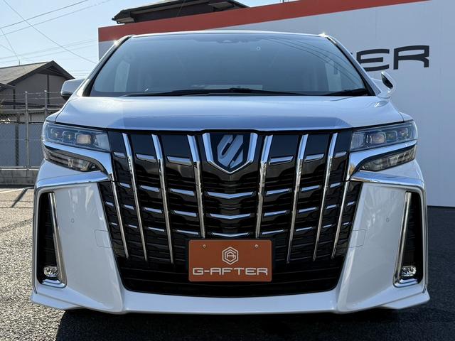 アルファード ２．５Ｓ　Ｃパッケージ　後期型　禁煙車　メーカー９型ナビ　両側電動スライドドア　黒革シート　衝突軽減ブレーキ　フルセグ　バックカメラ　シートエアコン　アダクティブクルーズコントロール　パワーシート　デジタルインナーミラー（8枚目）
