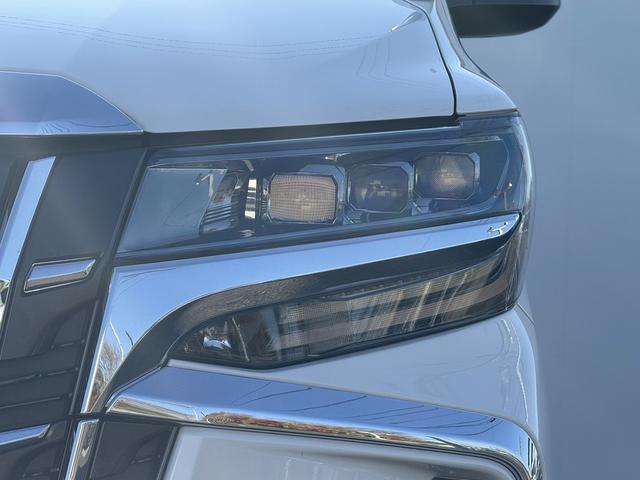 アルファード ２．５Ｓ　Ｃパッケージ　後期型　禁煙車　メーカー９型ナビ　両側電動スライドドア　黒革シート　衝突軽減ブレーキ　フルセグ　バックカメラ　シートエアコン　アダクティブクルーズコントロール　パワーシート　デジタルインナーミラー（27枚目）