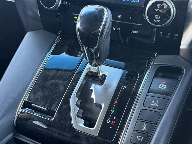 アルファード ２．５Ｓ　Ｃパッケージ　後期型　禁煙車　メーカー９型ナビ　両側電動スライドドア　黒革シート　衝突軽減ブレーキ　フルセグ　バックカメラ　シートエアコン　アダクティブクルーズコントロール　パワーシート　デジタルインナーミラー（53枚目）