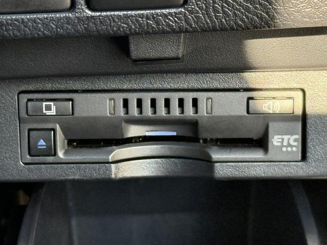 アルファード ２．５Ｓ　Ｃパッケージ　後期型　禁煙車　メーカー９型ナビ　両側電動スライドドア　黒革シート　衝突軽減ブレーキ　フルセグ　バックカメラ　シートエアコン　アダクティブクルーズコントロール　パワーシート　デジタルインナーミラー（63枚目）