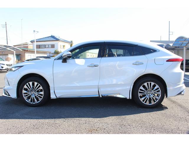 ハリアーハイブリッド Ｚ　禁煙車　モデリスタフルエアロ　ＪＢＬサウンド　純正１２．３型ナビ　オプション１００Ｖ電源　セーフティセンス　フルセグＴＶ　ブラインドスポットモニター　ハンズフリーパワーバックドア　ビルドインＥＴＣ（12枚目）