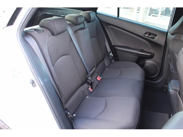 プリウス S 後期型 禁煙車 パノラマビューモニター セーフティセンス 純正ナビ インテリジェントクリアランスソナー ビルドインETC AC100V電源 純正15インチアルミホイール LEDヘッドライト(16枚目)