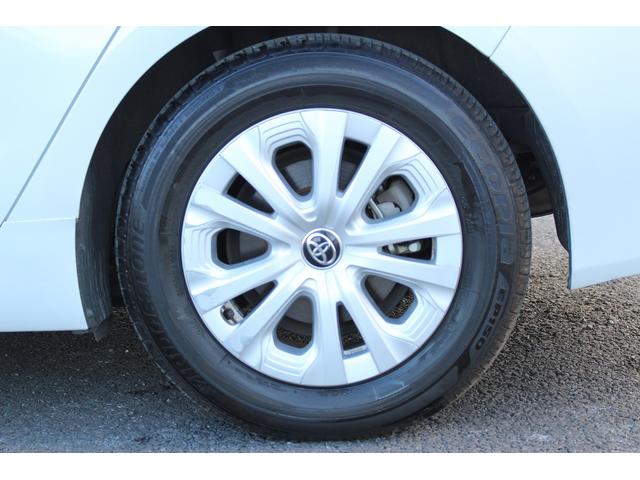 プリウス S 後期型 禁煙車 パノラマビューモニター セーフティセンス 純正ナビ インテリジェントクリアランスソナー ビルドインETC AC100V電源 純正15インチアルミホイール LEDヘッドライト(32枚目)