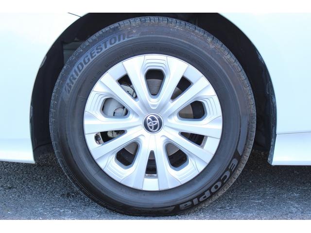 プリウス S 後期型 禁煙車 パノラマビューモニター セーフティセンス 純正ナビ インテリジェントクリアランスソナー ビルドインETC AC100V電源 純正15インチアルミホイール LEDヘッドライト(33枚目)