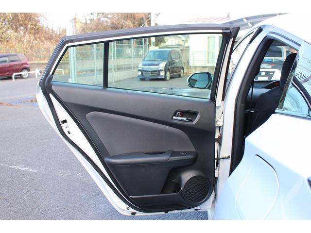 プリウス S 後期型 禁煙車 パノラマビューモニター セーフティセンス 純正ナビ インテリジェントクリアランスソナー ビルドインETC AC100V電源 純正15インチアルミホイール LEDヘッドライト(41枚目)
