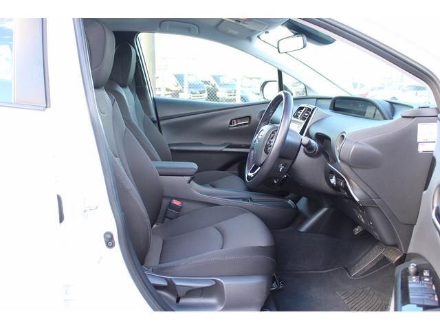 プリウス S 後期型 禁煙車 パノラマビューモニター セーフティセンス 純正ナビ インテリジェントクリアランスソナー ビルドインETC AC100V電源 純正15インチアルミホイール LEDヘッドライト(43枚目)
