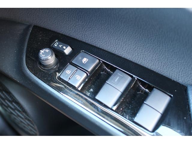 プリウス S 後期型 禁煙車 パノラマビューモニター セーフティセンス 純正ナビ インテリジェントクリアランスソナー ビルドインETC AC100V電源 純正15インチアルミホイール LEDヘッドライト(53枚目)