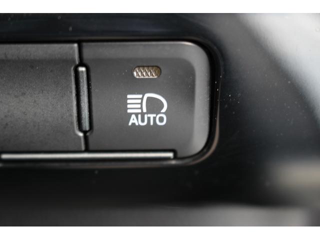 プリウス S 後期型 禁煙車 パノラマビューモニター セーフティセンス 純正ナビ インテリジェントクリアランスソナー ビルドインETC AC100V電源 純正15インチアルミホイール LEDヘッドライト(56枚目)