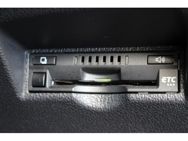 プリウス S 後期型 禁煙車 パノラマビューモニター セーフティセンス 純正ナビ インテリジェントクリアランスソナー ビルドインETC AC100V電源 純正15インチアルミホイール LEDヘッドライト(57枚目)