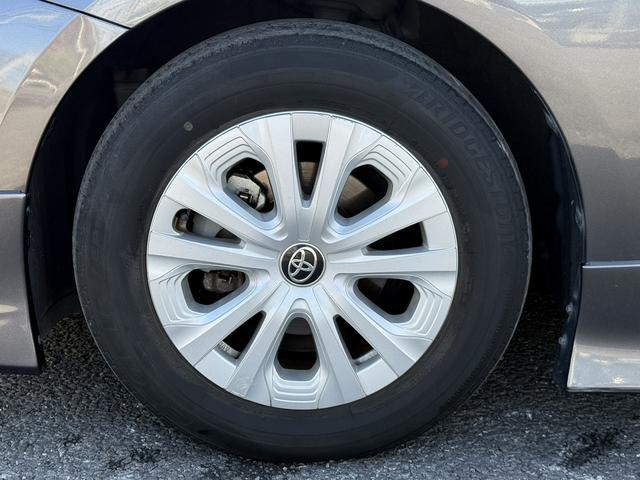 プリウス S 後期型 禁煙車 ワンオーナー モデリスタフルエアロ 純正9インチディスプレイ フルセグ バックカメラ 衝突軽減ブレーキ アダプティブクルーズコントロール ビルトインETC2.0 Bluetooth接続(33枚目)