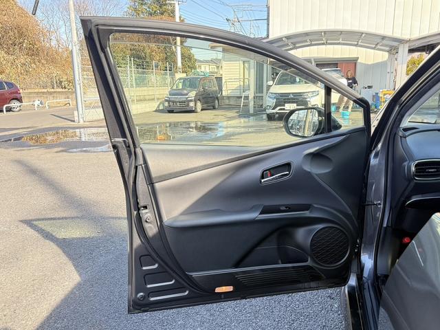 プリウス S 後期型 禁煙車 ワンオーナー モデリスタフルエアロ 純正9インチディスプレイ フルセグ バックカメラ 衝突軽減ブレーキ アダプティブクルーズコントロール ビルトインETC2.0 Bluetooth接続(41枚目)