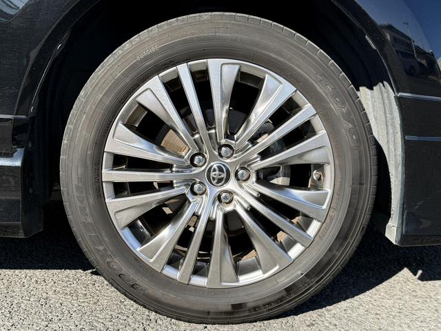 TOYOTA HARRIER Z LEATHER PACKAGE