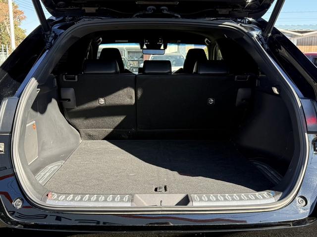 TOYOTA HARRIER Z LEATHER PACKAGE