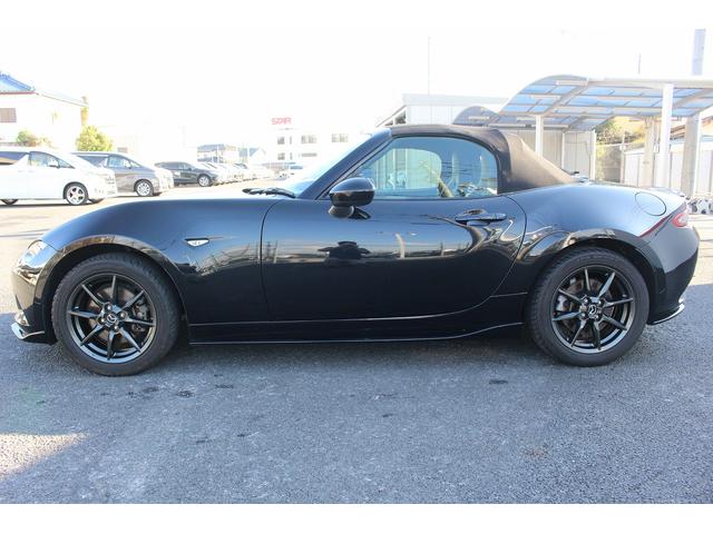 ロードスター ＲＳ　禁煙車　６速ＭＴ　ＭＡＺＤＡＳＰＥＤＥフルエアロ　柿本マフラー　純正ナビ　ＲＥＣＡＲＯシート　ＢＯＳＥ　シートヒーター　ＥＴＣ　フルセグ　Ｂｌｕｅｔｏｏｔｈ　純正１６インチアルミホイール　レーンキープ（10枚目）