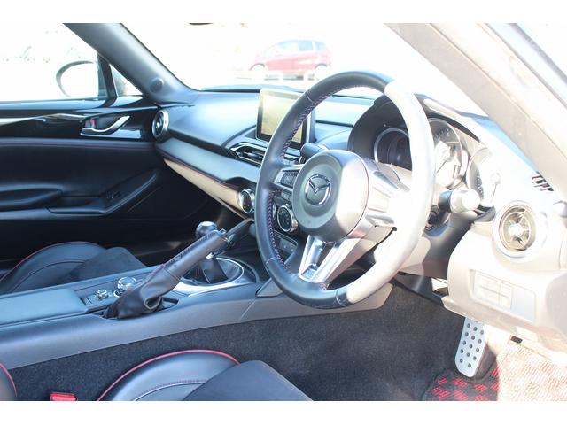 ロードスター ＲＳ　禁煙車　６速ＭＴ　ＭＡＺＤＡＳＰＥＤＥフルエアロ　柿本マフラー　純正ナビ　ＲＥＣＡＲＯシート　ＢＯＳＥ　シートヒーター　ＥＴＣ　フルセグ　Ｂｌｕｅｔｏｏｔｈ　純正１６インチアルミホイール　レーンキープ（31枚目）