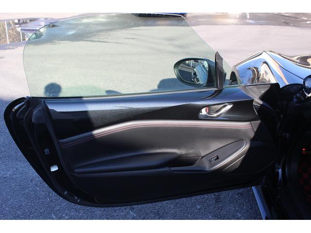ロードスター ＲＳ　禁煙車　６速ＭＴ　ＭＡＺＤＡＳＰＥＤＥフルエアロ　柿本マフラー　純正ナビ　ＲＥＣＡＲＯシート　ＢＯＳＥ　シートヒーター　ＥＴＣ　フルセグ　Ｂｌｕｅｔｏｏｔｈ　純正１６インチアルミホイール　レーンキープ（34枚目）