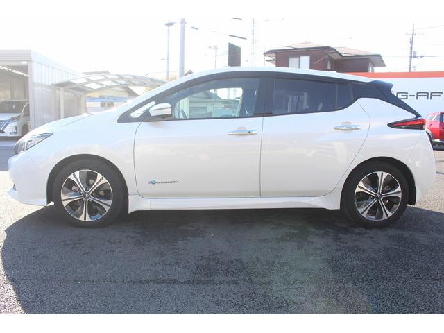 リーフ X Vセレクション 禁煙車寒冷地仕様インテリジェントルームミラーニッサンコネクト9型ナビ地デジ360度カメラ衝突軽減プロパイロット シートヒーターBluetooth接続 クリアランスソナーパークアシスト踏み間違い防止(5枚目)