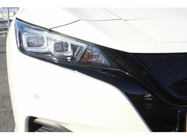 リーフ X Vセレクション 禁煙車寒冷地仕様インテリジェントルームミラーニッサンコネクト9型ナビ地デジ360度カメラ衝突軽減プロパイロット シートヒーターBluetooth接続 クリアランスソナーパークアシスト踏み間違い防止(11枚目)