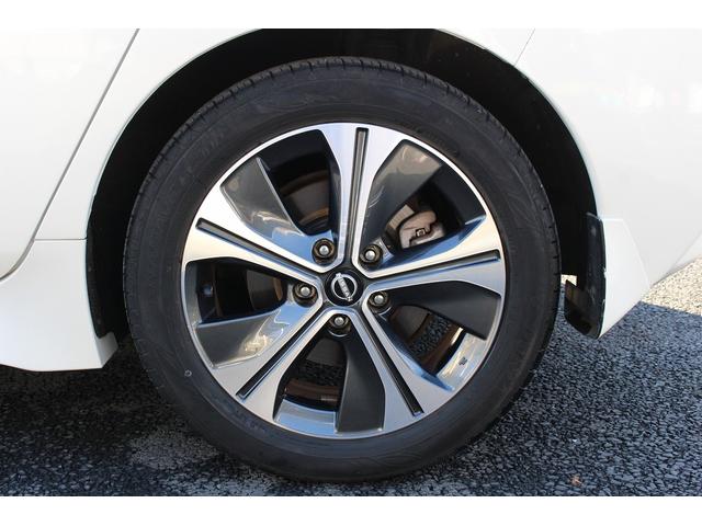 リーフ X Vセレクション 禁煙車寒冷地仕様インテリジェントルームミラーニッサンコネクト9型ナビ地デジ360度カメラ衝突軽減プロパイロット シートヒーターBluetooth接続 クリアランスソナーパークアシスト踏み間違い防止(17枚目)