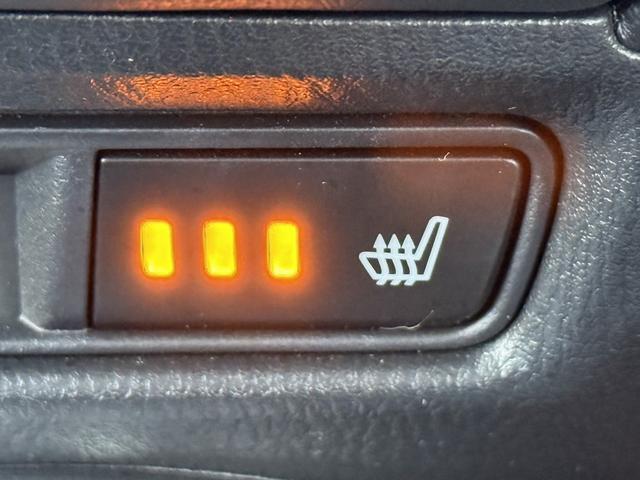 ＣＸ－３ ＸＤ　Ｌパッケージ　禁煙車　レッドライン入ブラック革スエードコンビシート　フルセグ　バックカメラ　ステアリングヒーター　シートヒーター　メモリー付パワーシート　アダプティブクルーズコントロール　パドルシフト（6枚目）