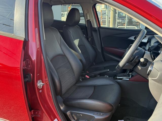 ＣＸ－３ ＸＤ　Ｌパッケージ　禁煙車　レッドライン入ブラック革スエードコンビシート　フルセグ　バックカメラ　ステアリングヒーター　シートヒーター　メモリー付パワーシート　アダプティブクルーズコントロール　パドルシフト（15枚目）