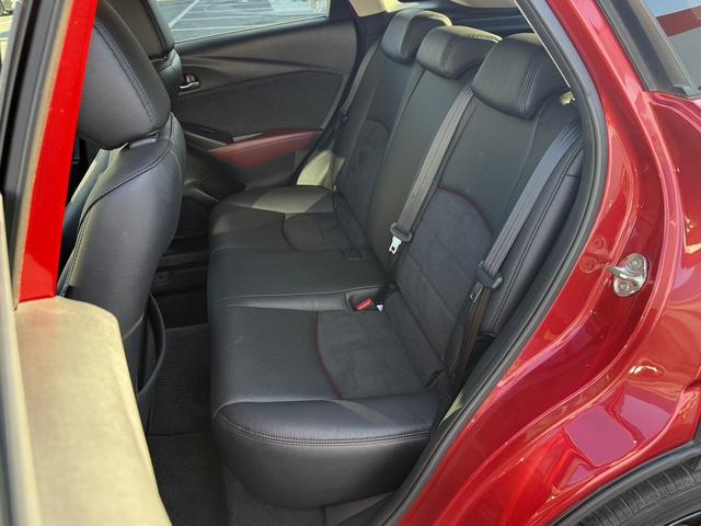 ＣＸ－３ ＸＤ　Ｌパッケージ　禁煙車　レッドライン入ブラック革スエードコンビシート　フルセグ　バックカメラ　ステアリングヒーター　シートヒーター　メモリー付パワーシート　アダプティブクルーズコントロール　パドルシフト（33枚目）