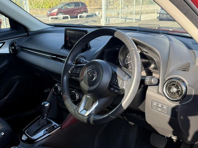 ＣＸ－３ ＸＤ　Ｌパッケージ　禁煙車　レッドライン入ブラック革スエードコンビシート　フルセグ　バックカメラ　ステアリングヒーター　シートヒーター　メモリー付パワーシート　アダプティブクルーズコントロール　パドルシフト（48枚目）