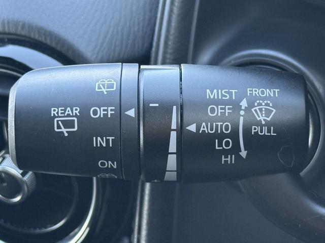 ＣＸ－３ ＸＤ　Ｌパッケージ　禁煙車　レッドライン入ブラック革スエードコンビシート　フルセグ　バックカメラ　ステアリングヒーター　シートヒーター　メモリー付パワーシート　アダプティブクルーズコントロール　パドルシフト（50枚目）