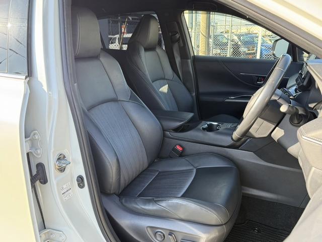 ハリアーハイブリッド Ｇ　ＧＲフルエアロ　ＯＰブラインドスポットミニター　純正８インチナビ　フルセグ　バックカメラ　衝突軽減ブレーキ　デジタルインナーミラー　パワーシート　パワーバックドア　コーナーセンサー　Ｂｌｕｅｔｏｏｔｈ（15枚目）