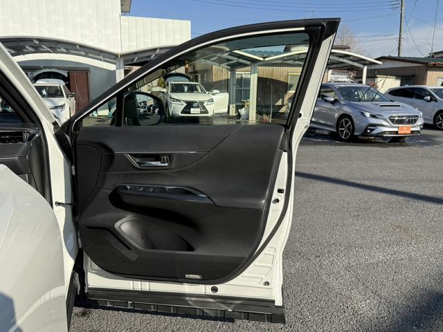 ハリアーハイブリッド Ｇ　ＧＲフルエアロ　ＯＰブラインドスポットミニター　純正８インチナビ　フルセグ　バックカメラ　衝突軽減ブレーキ　デジタルインナーミラー　パワーシート　パワーバックドア　コーナーセンサー　Ｂｌｕｅｔｏｏｔｈ（37枚目）