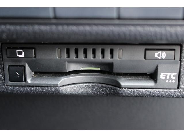 カローラ ハイブリッド S 禁煙車 純正ナビ バックカメラ 衝突軽減ブレーキ クリアランスソナー クルーズコントロール レーンキープアシスト オートハイビーム Bluetooth LEDヘッドライト ETC アップルカープレイ(6枚目)