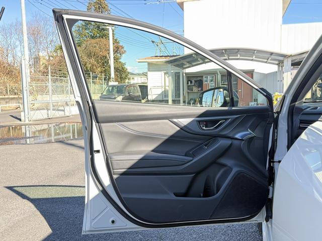 レヴォーグ GT-H EX 禁煙車 純正11.6型ナビ フルセグ フロントサイドリアカメラ メモリー&ヒーター付きパワーシート 衝突軽減ブレーキ ブラインドスポットモニター 運転支援システム パワーテールゲート ステアリング連動(44枚目)