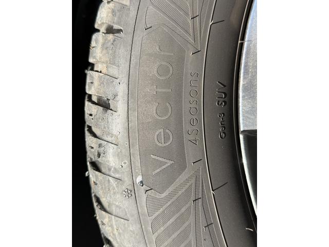 ハリアーハイブリッド G 禁煙車 ブラインドスポットモニター 純正12.3インチナビ フルセグ バックカメラ アダプティブクルーズコントロール 電動リアゲート ビルトインETC2.0 シートヒーター 純正18インチアルミ(33枚目)