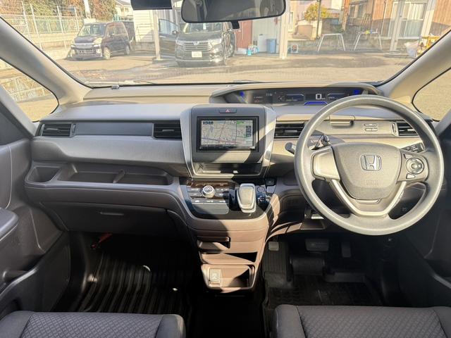 HONDA FREED PLUS HYBRID HYBRID B